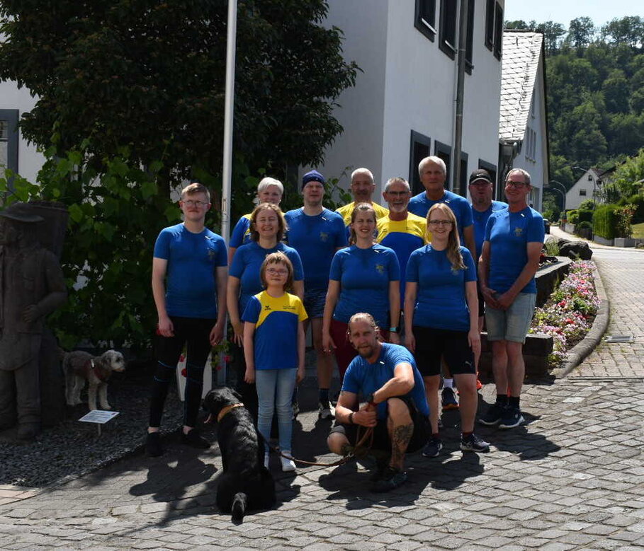 Laufgruppe beim Training im Freien